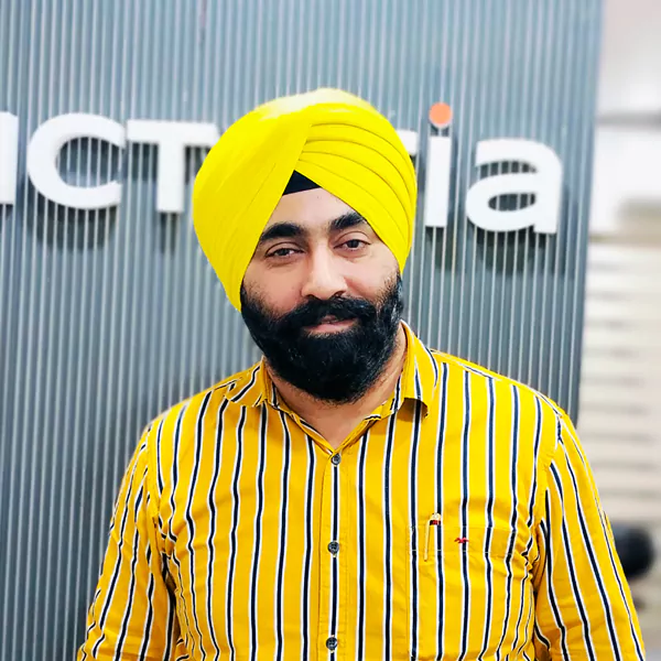 Harpreet Bindra - Operation Head at AmritsarCarHire